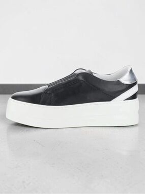 Slip-On Platform Sneaker - Black & Silver
